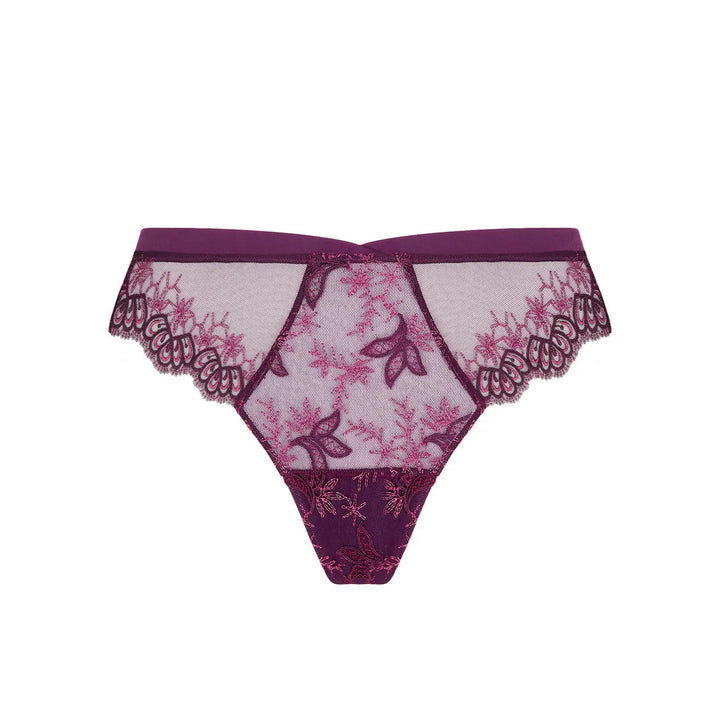 String | Elegance Artist