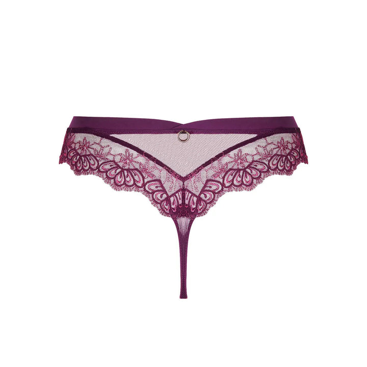 String | Elegance Artist