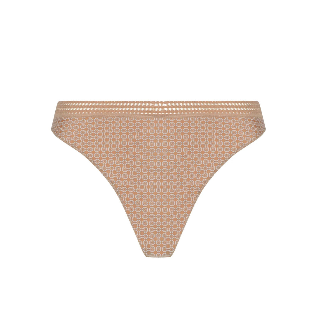 String | Daily Paillette