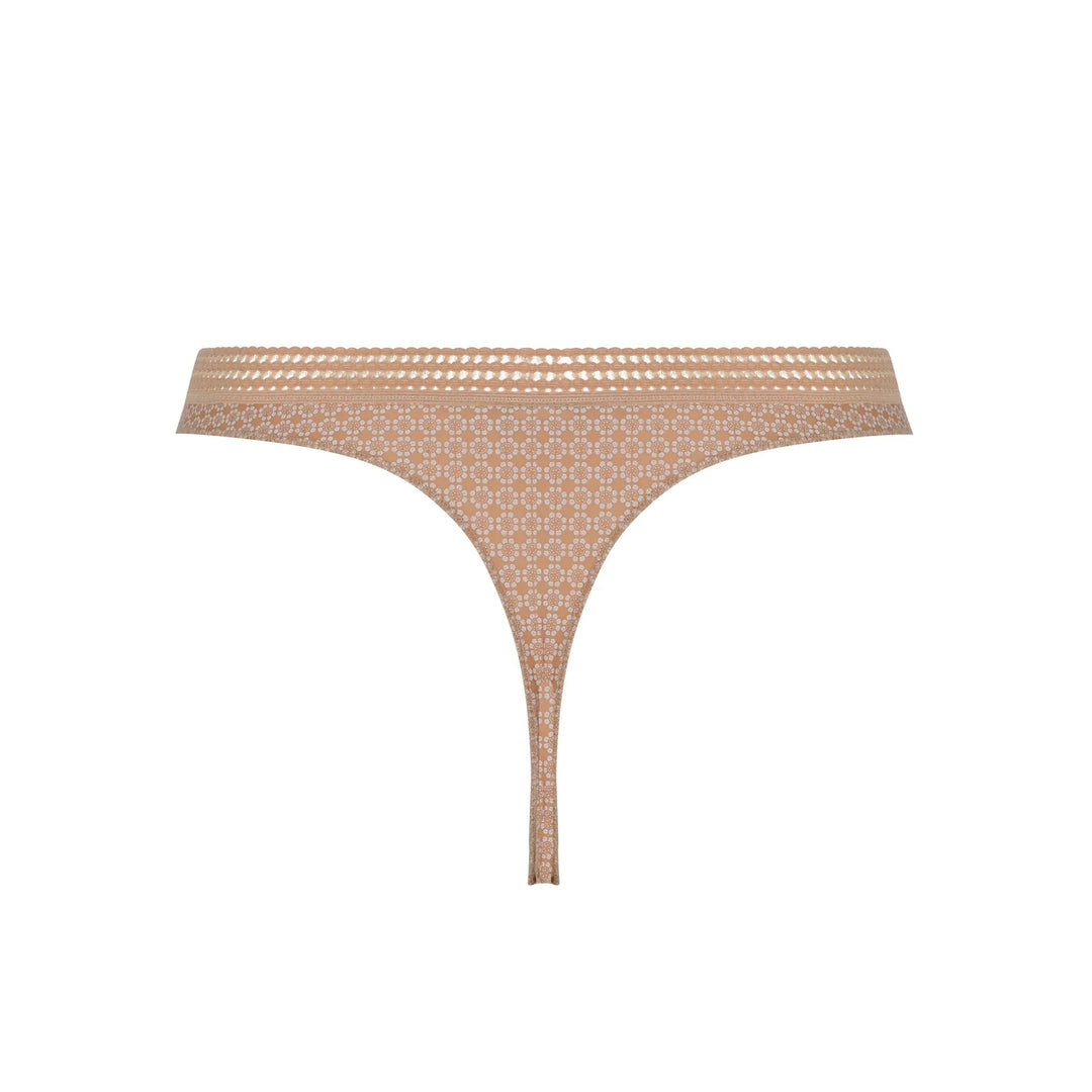 String | Daily Paillette