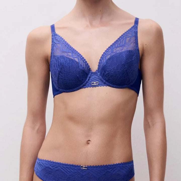 Spacer plongeant | Origins