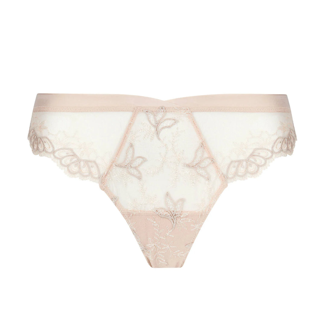 Slip Seduction | Elegance Artist