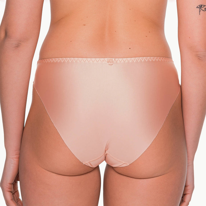 Slip | Electric Waves