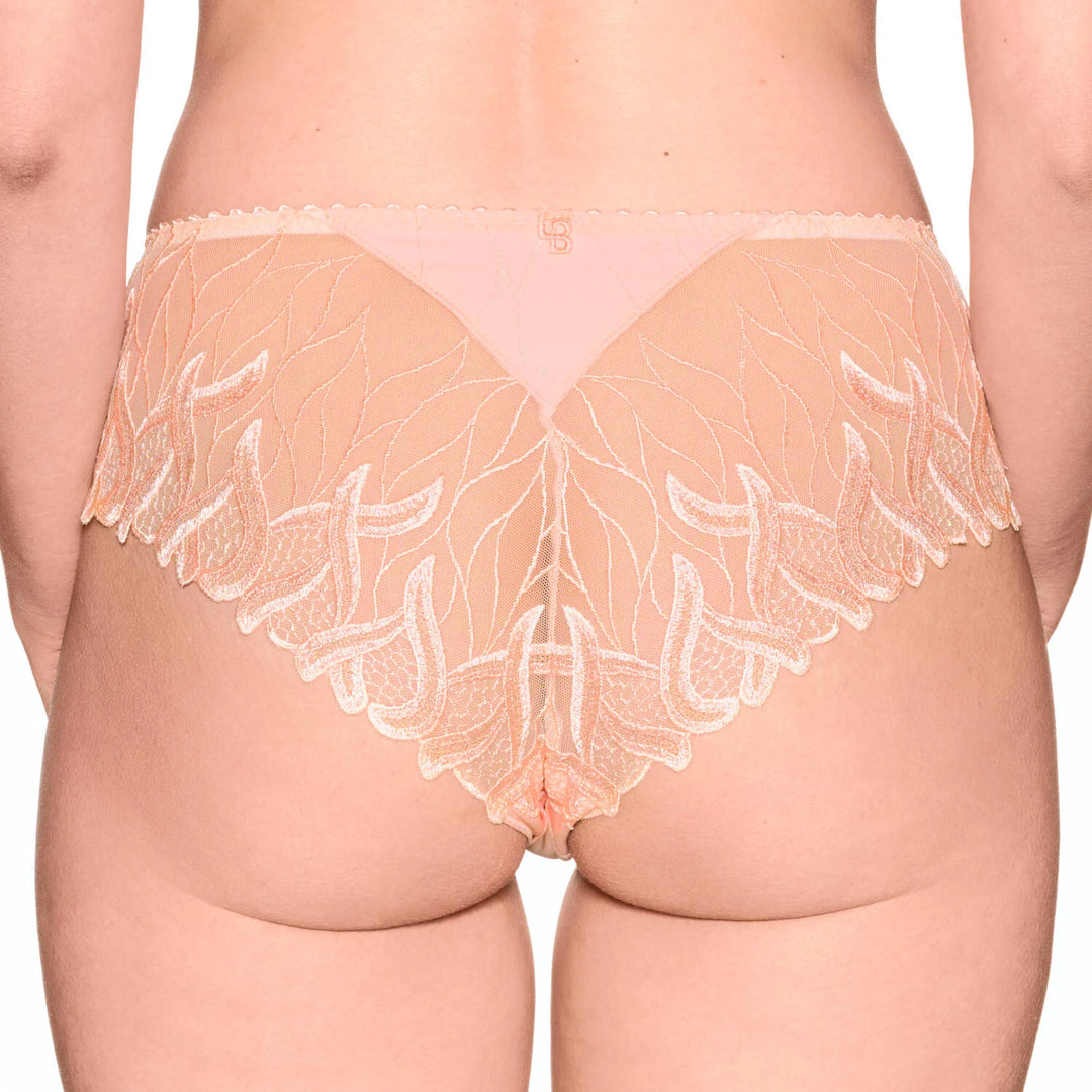 Shorty | Julia