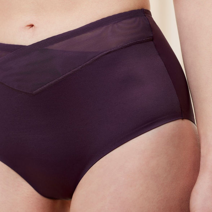 Shaping panties | Triumph | True Shape Sensation