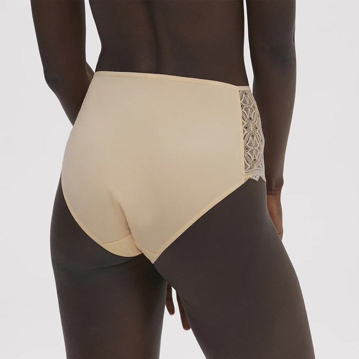 High-waisted panties | Simone Pérèle | Stopover