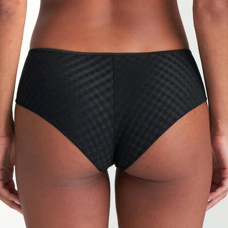Shorty | Avero